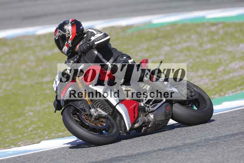 /02 28.-31.01.2025 Moto Center Thun Jerez/gruen-green/82